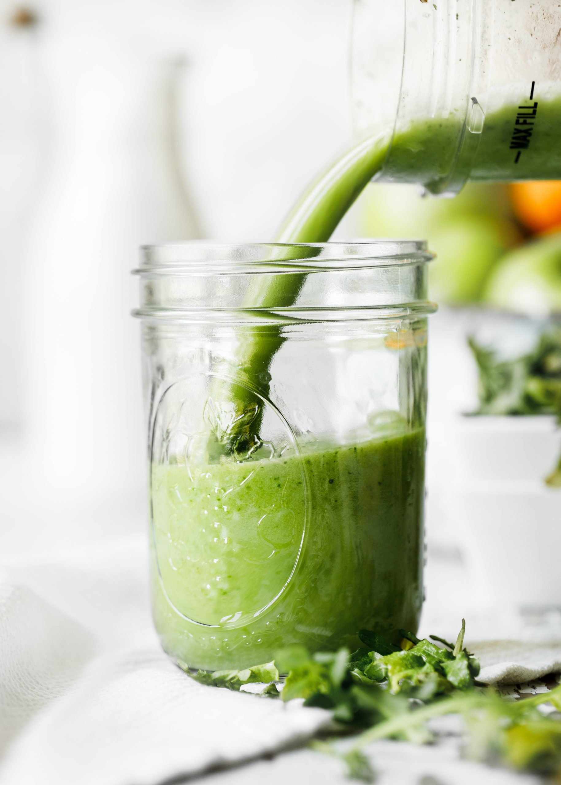Easy Green Smoothie Recipe | Basil and Dill | Breakfast Smoothie Recipe